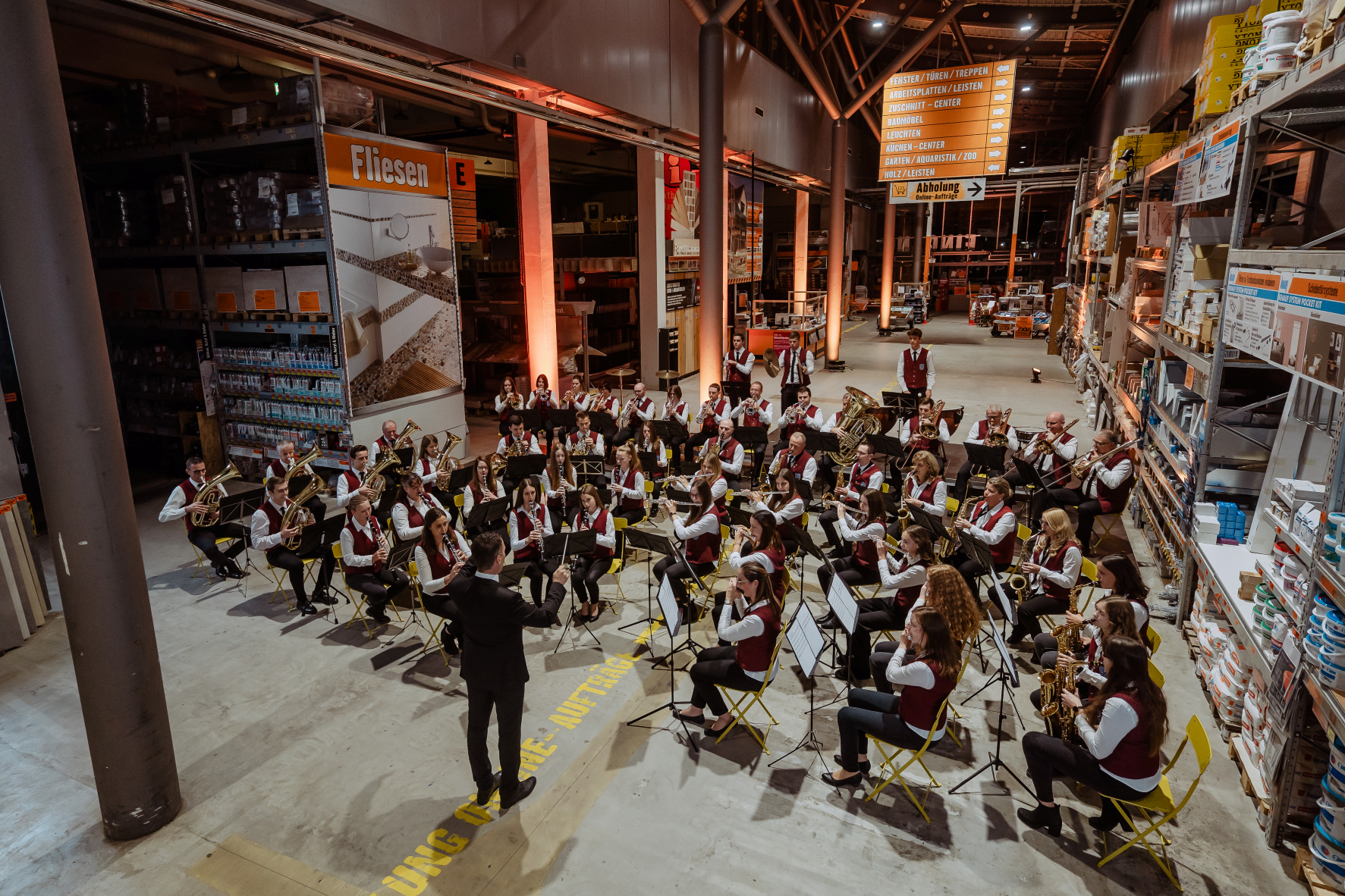 Nachts im Baumarkt - Die Kultus bei HORNBACH